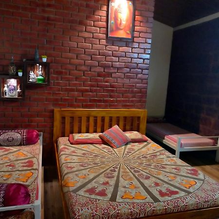 Riverstone Riverfront Stay جوكارنا المظهر الخارجي الصورة