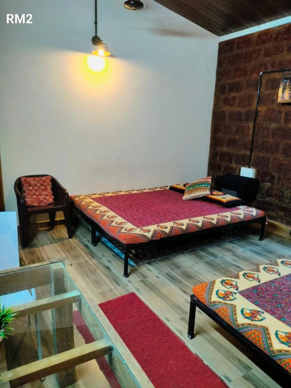 Riverstone Riverfront Stay جوكارنا الغرفة الصورة