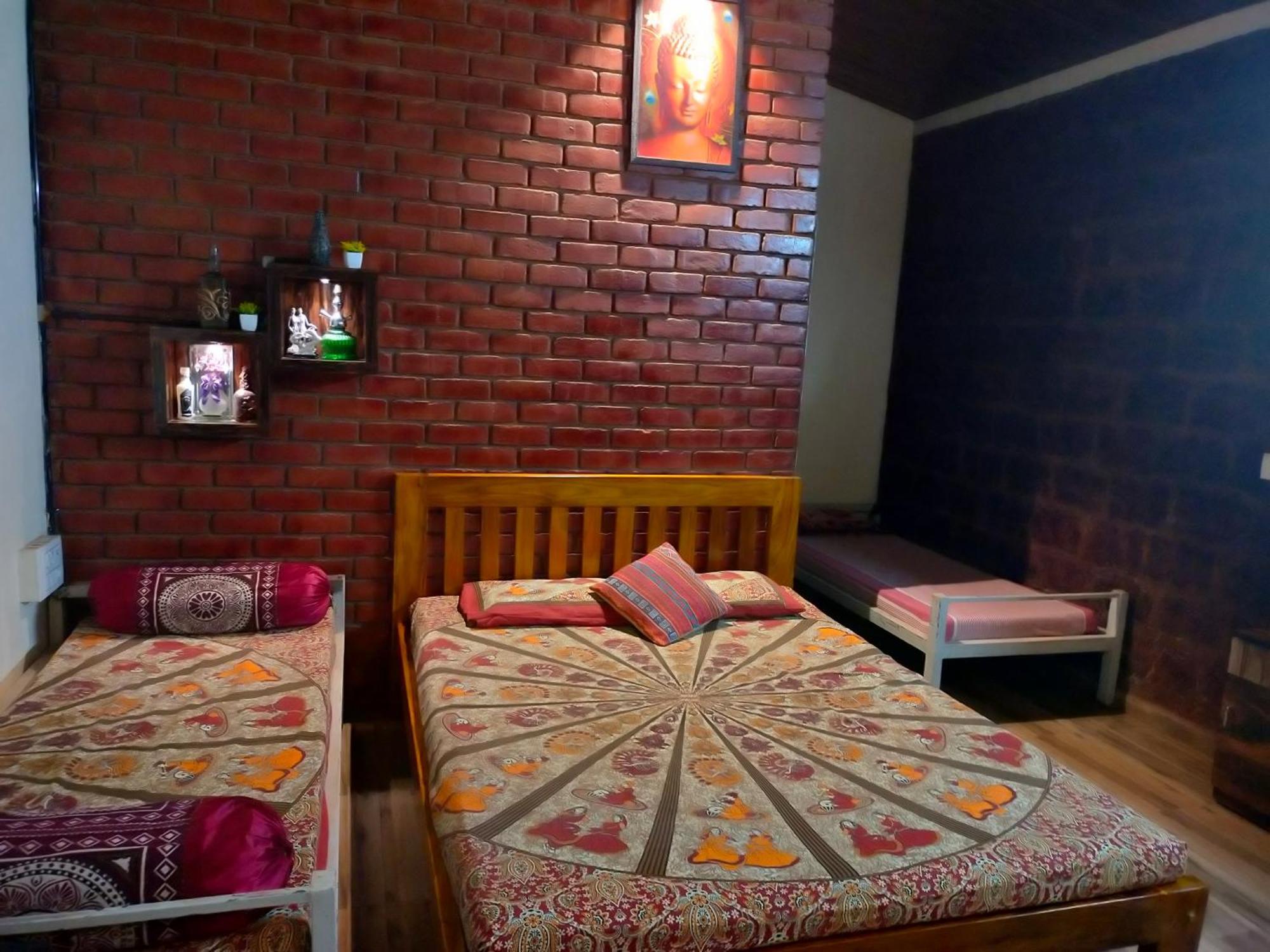 Riverstone Riverfront Stay جوكارنا المظهر الخارجي الصورة